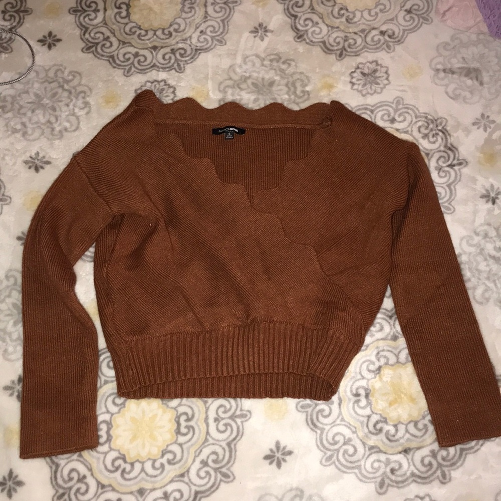 Fashion nova cropped off the shoulder surplice top